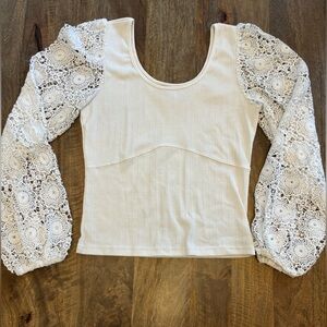 Willow Root top